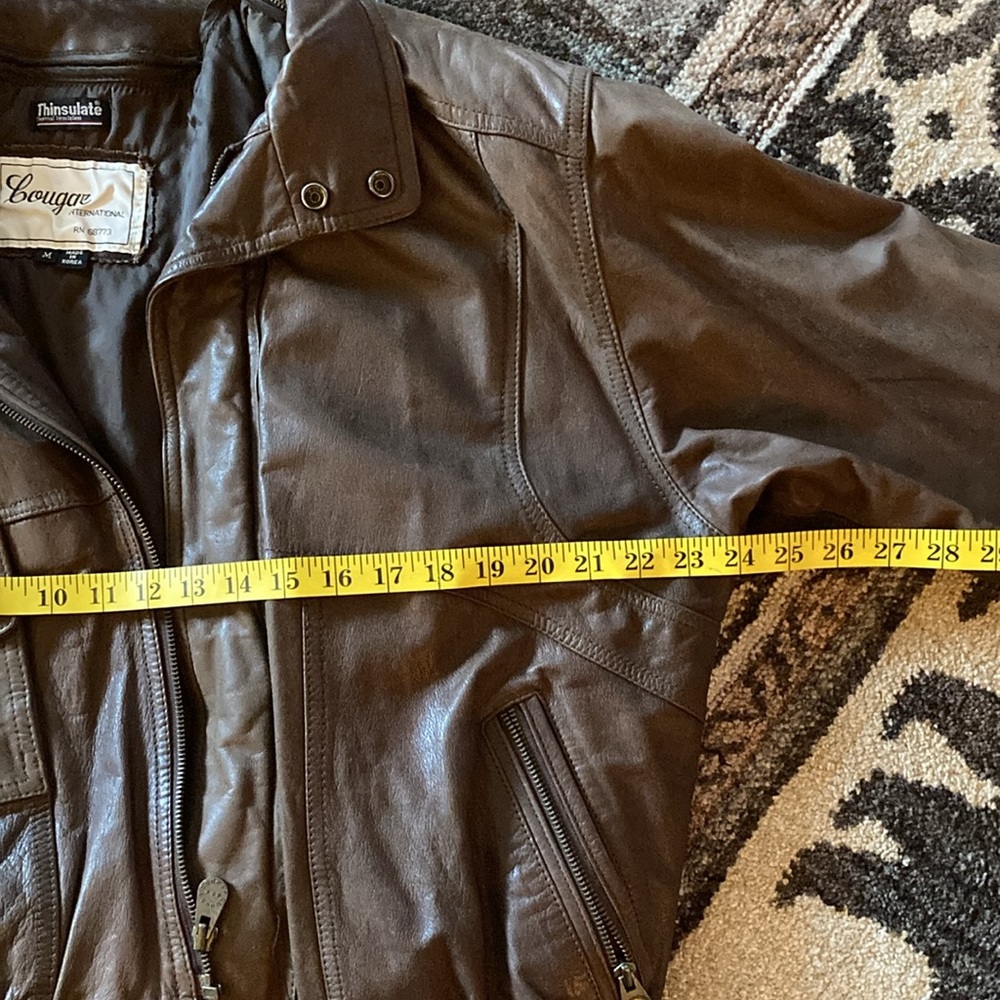 Vintage Women’s Cougar International Leather Jacket (M) - Picture 5 of 9